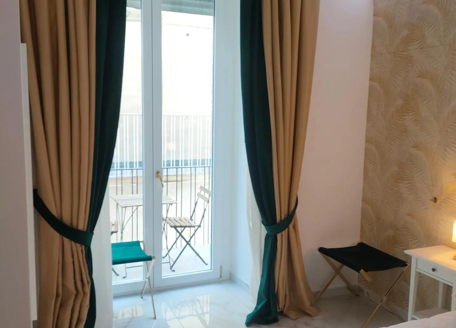Napoli Sogno Infinito Hotel 0*, Naples
