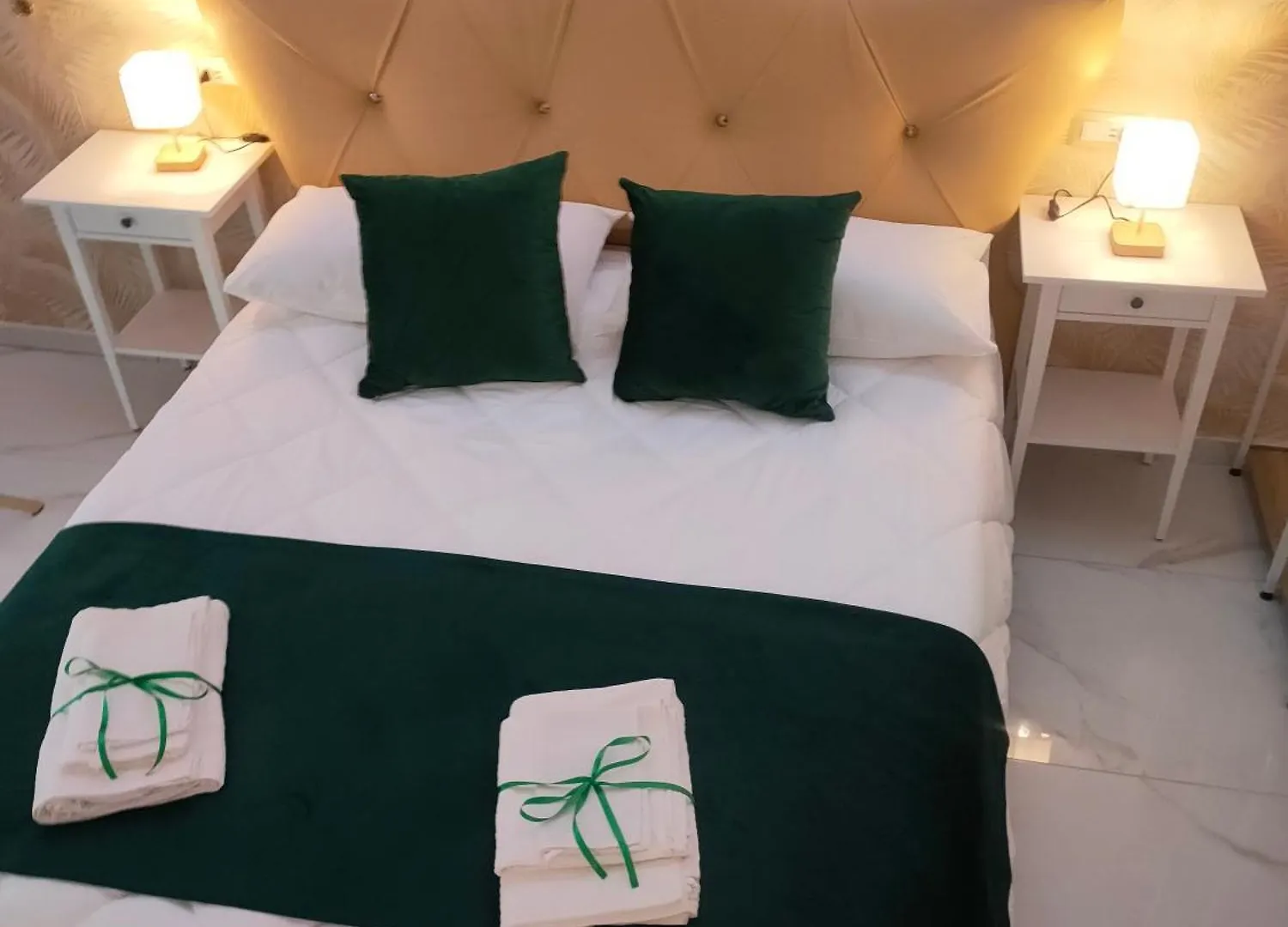 Napoli Sogno Infinito Hotel 0*, Naples Italy